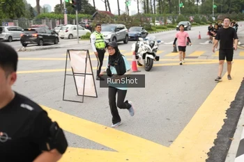 Runner Photo 4256362