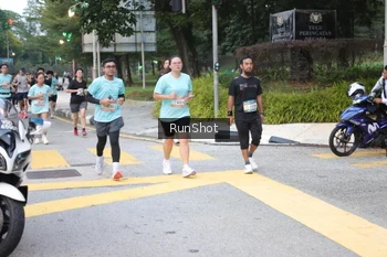 Runner Photo 4256365