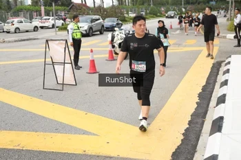 Runner Photo 4256367
