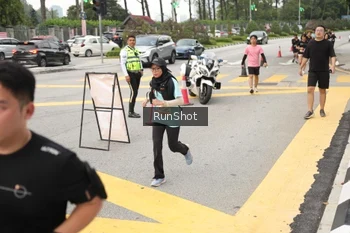 Runner Photo 4256368