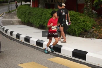 Runner Photo 4256376