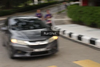 Runner Photo 4256380