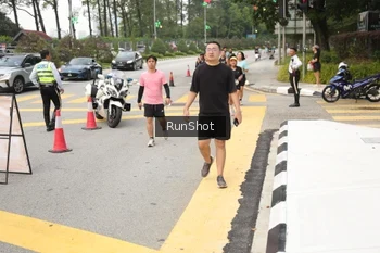 Runner Photo 4256383