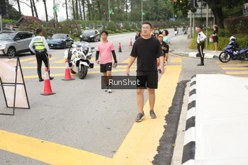 Runner Photo 4256384