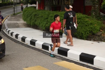 Runner Photo 4256385