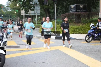 Runner Photo 4256386