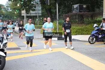 Runner Photo 4256389