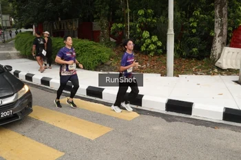 Runner Photo 4256402