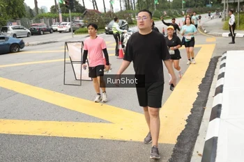 Runner Photo 4256404