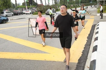 Runner Photo 4256406