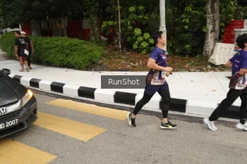 Runner Photo 4256408