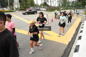 Runner Photo 4256429