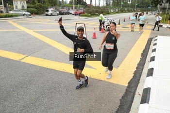 Runner Photo 4256436
