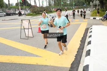 Runner Photo 4256458