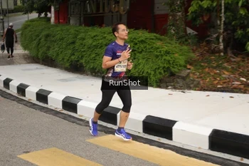 Runner Photo 4256483