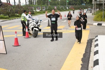 Runner Photo 4256499