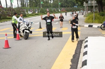 Runner Photo 4256503