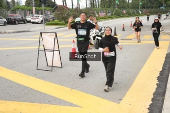Runner Photo 4256508