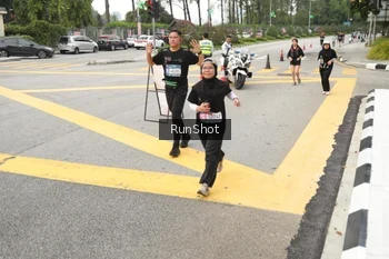 Runner Photo 4256514