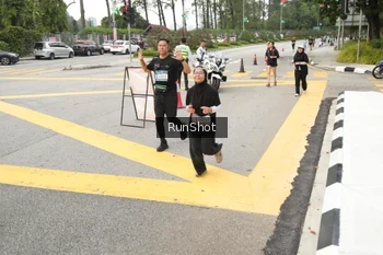 Runner Photo 4256515