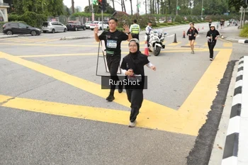 Runner Photo 4256516