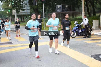 Runner Photo 4256518