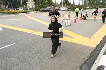 Runner Photo 4256520