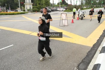 Runner Photo 4256521