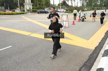 Runner Photo 4256526