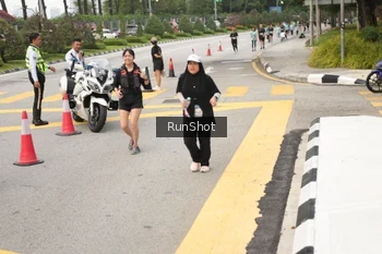 Runner Photo 4256527
