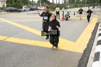 Runner Photo 4256529