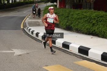 Runner Photo 4256534
