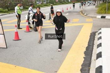 Runner Photo 4256538