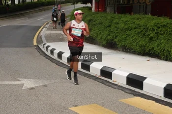 Runner Photo 4256546