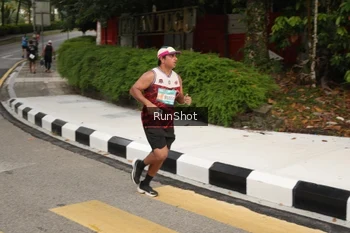 Runner Photo 4256550