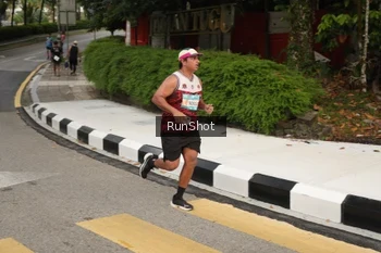 Runner Photo 4256553