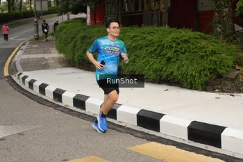 Runner Photo 4256555