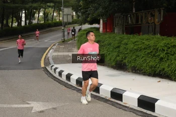 Runner Photo 4256558