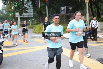Runner Photo 4256562