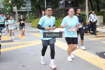 Runner Photo 4256564