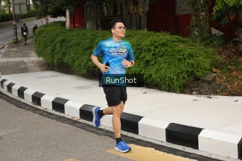 Runner Photo 4256566