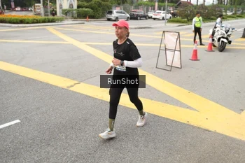 Runner Photo 4256572