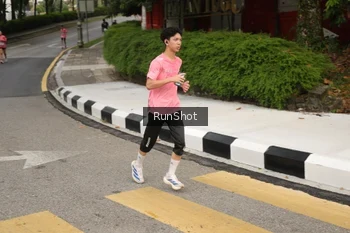 Runner Photo 4256578