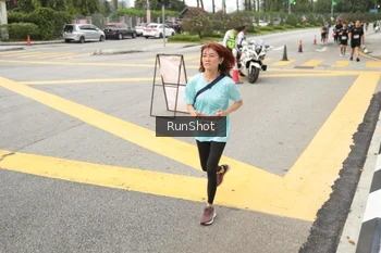 Runner Photo 4256581
