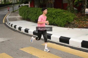 Runner Photo 4256582