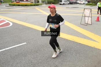 Runner Photo 4256585