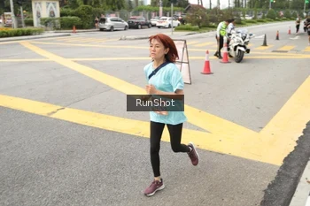 Runner Photo 4256589