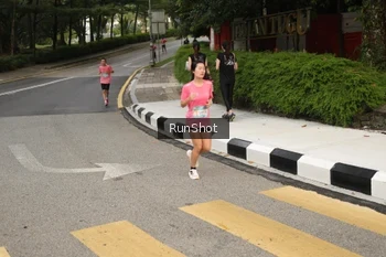 Runner Photo 4256602