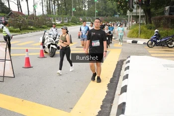 Runner Photo 4256616