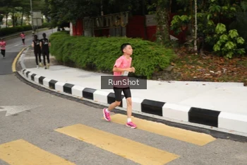 Runner Photo 4256620